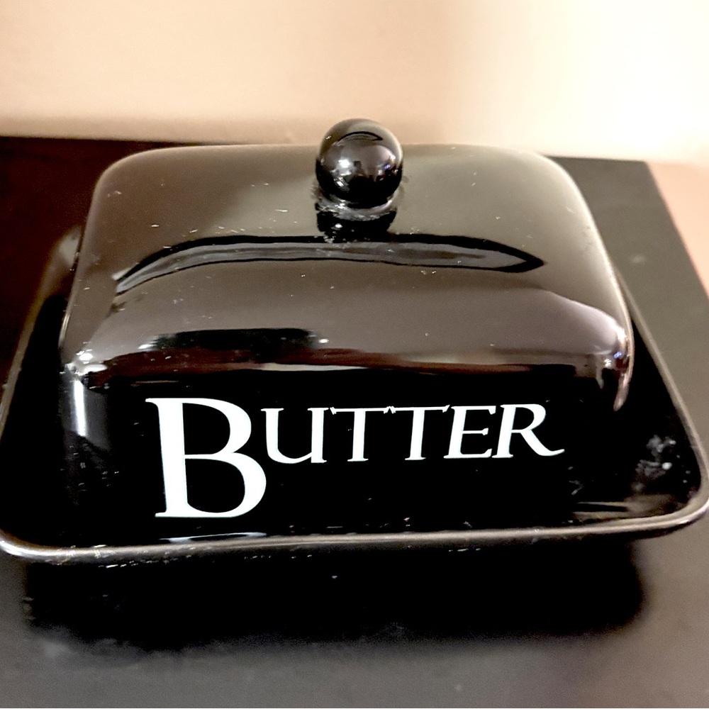 Create by Just Mugs Butter dish. Oversized. Ceramic.